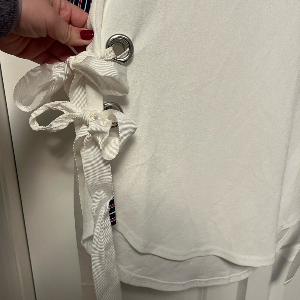 NWT TOV White Shirtdress with Side Tie Accent (Size 8/M) - Picture 6 of 7